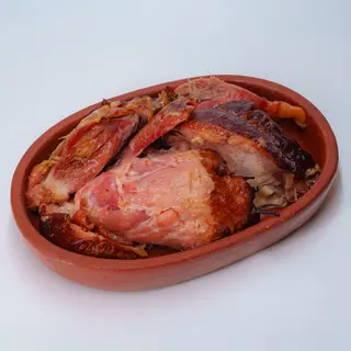 Dimljena svinjska butkica pod sačem