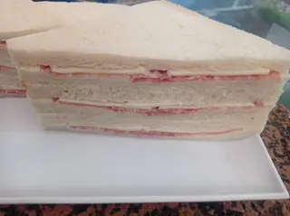 Salame, mozzarella, maionese