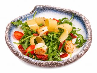 Салат рукола с креветкой (220г)
