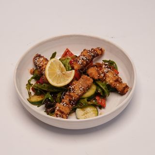 Салат с форелью (250г)