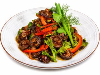Салат с грибами (200г)
