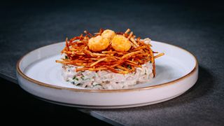 Salata Gnezdo Gluvčeta 