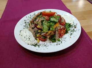 Salata sa telećim mesom