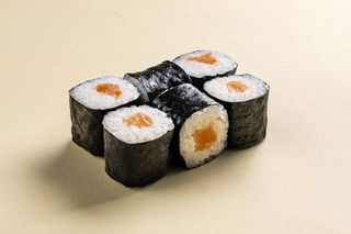 Salmon maki 110g