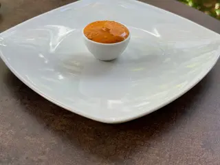 Salsa art burger