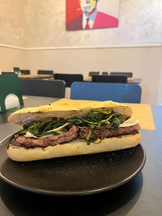 Salsiccia, provola, broccoli