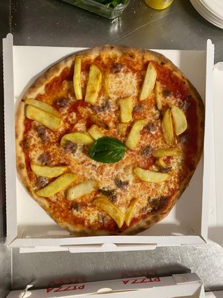 Salsiccia e patatine