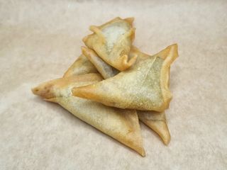 Samosa con verdure al curry