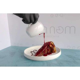 San Sebastian sa voćnim prelivom