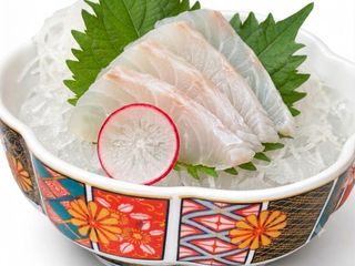 Sashimi branzino