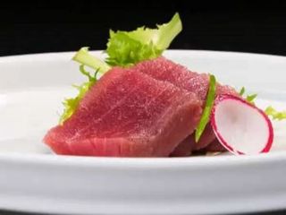 211.Sashimi maguro 3 pezzi