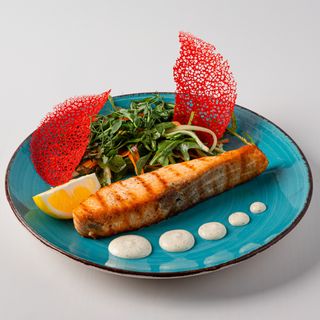 Семга с овощами микс (300г)