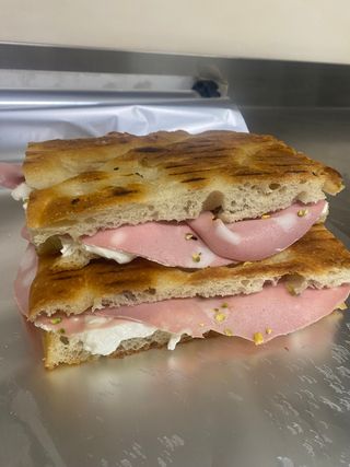 Semplicemente mortadella