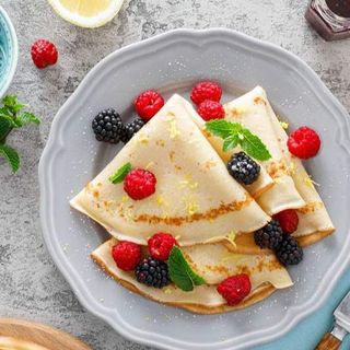 Slatka palačinka sa marmeladom