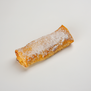 Слойка с яблоком (80 г, 14-15 см)