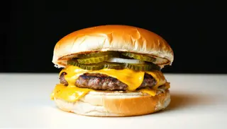 Del Monte Smashy Cheese Burger