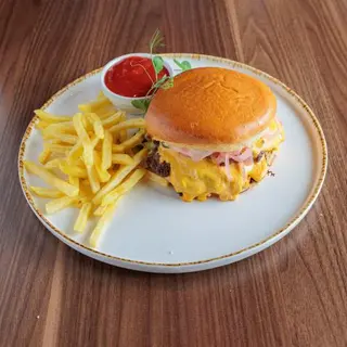 Classic smash burger