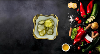 Солёные огурцы (100г)