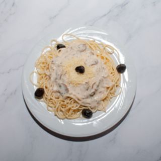 Pasta u sosu sa pavlakom i gljivama