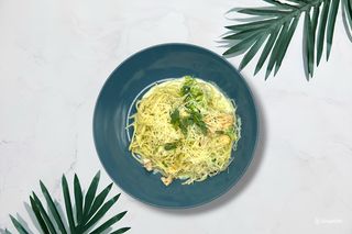 Спагетти с форелью и брокколи (300г)