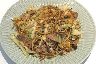 Spaghetti di grano con vitello（牛肉炒面）