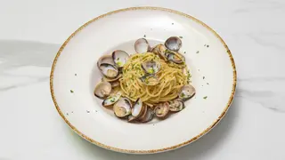 Spaghetti con vongole