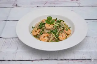 Spaghetti di soia con gamberi