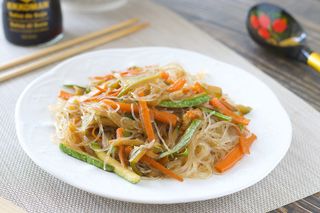 Spaghetti saltati con verdure