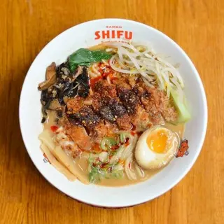 32. Ramen de Frango Frito Picante