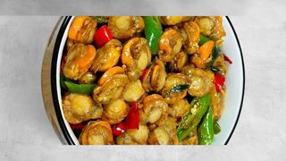 Spicy fried shellfish
