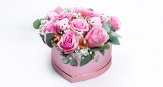 Srce od ruža u kutiji