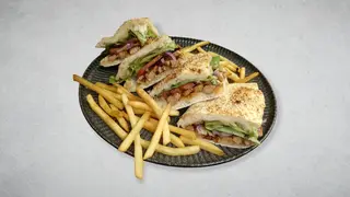 Steak and cheese sendvič