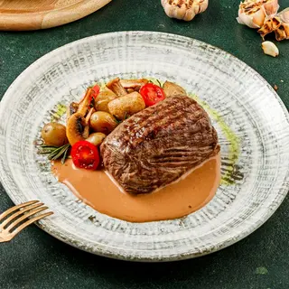 Стейк из говядины/ Steak de Vită