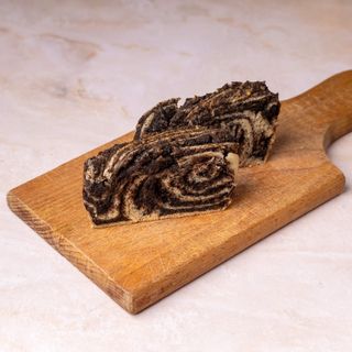 Štrudla pletenica sa makom i jabukom 100g