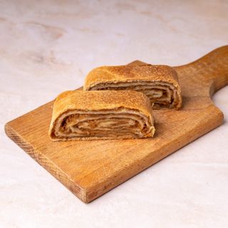 Štrudla sa jabukama 100g