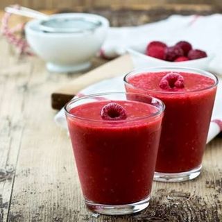 Sumo Natural de Laranja e Frutos Vermelhos