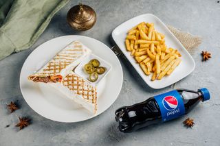 Донер из курицы в лаваше (370г)