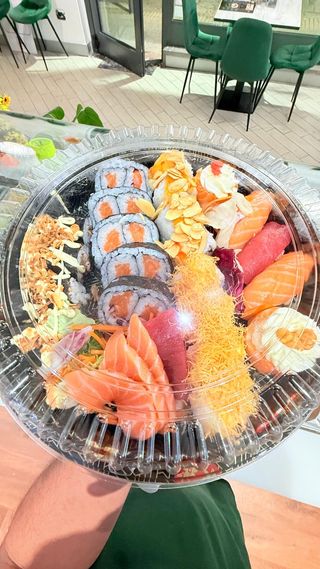 Sushi box piccolo 28 pezzi 