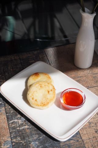 Сырники со сметаной(150г)