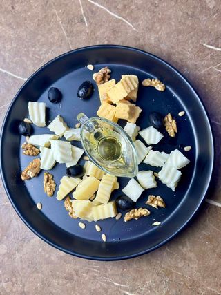 Сырное плато (300г)