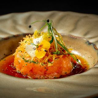 T1. Tartare salmon