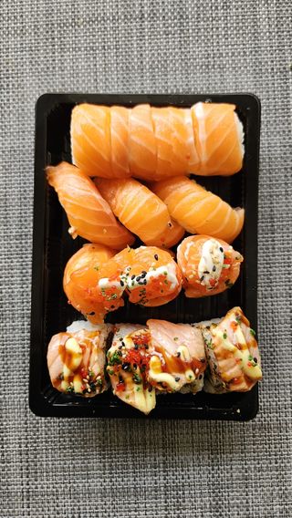 T514 - Sushi Misto Braseado