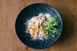 Tagliatelle sa dimljenom kobasicom