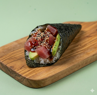 47. Temaki tonno