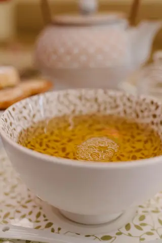 Thè caldo verde orientale