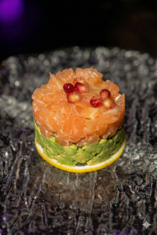 Tartare di salmone e avocado