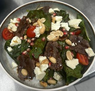 Теплый салат в паназиатском стиле (350г)