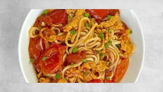 Tomato and Egg Noodles