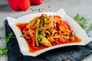 Требуха жареная с овощами (500г)