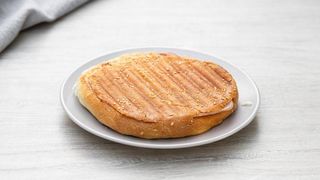 Lepinja tost pečenica